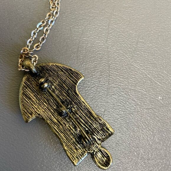 Necklace/pin   - Picture 4 of 4